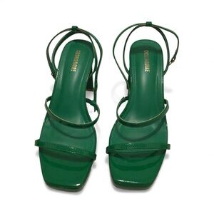 Cushionaire Elegant Green Strappy Heels - 7.5 Wide